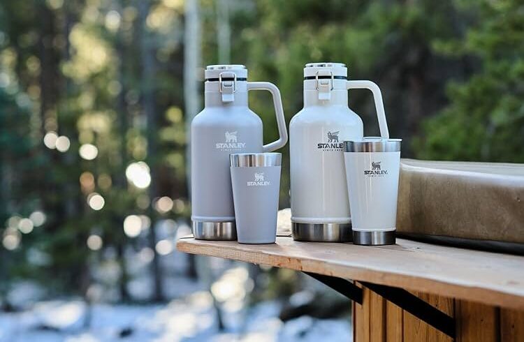 کالکشن فلاسک استنلی 1.9 لیتر دسته دار مدل GROWLER