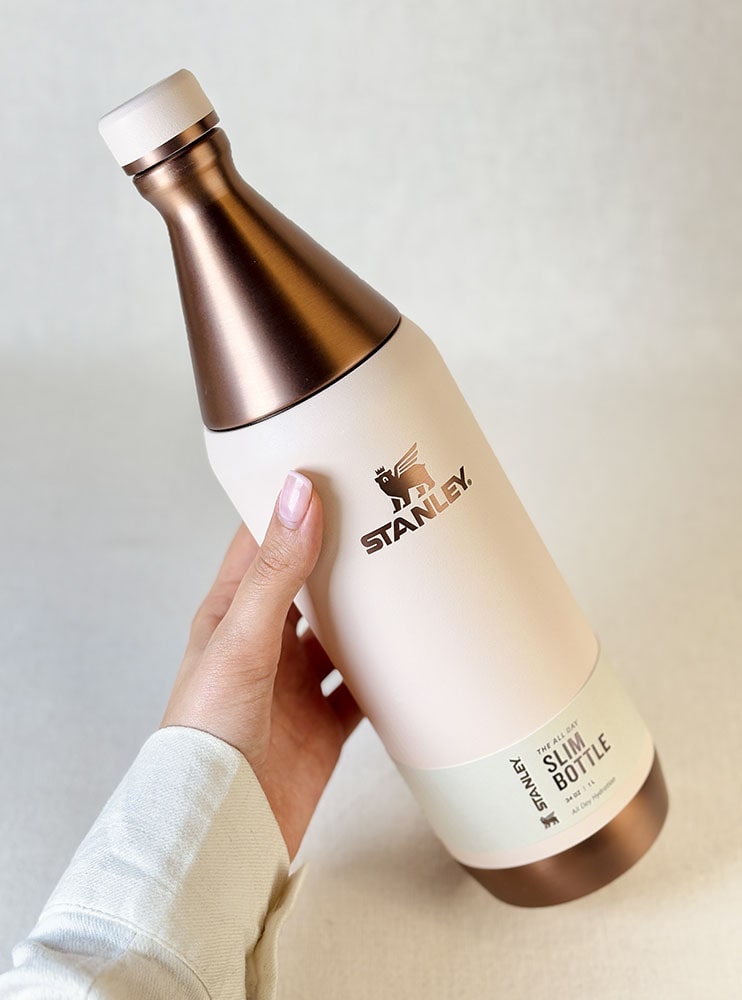 خرید بطری استنلی اورجینال 1 لیتری مدل SLIM BOTTLE (WINE) لیمیتد