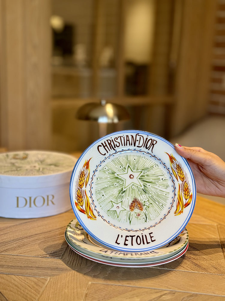 خرید ست 4 عددی بشقاب های طرحدار های کوالیتی برند DIOR