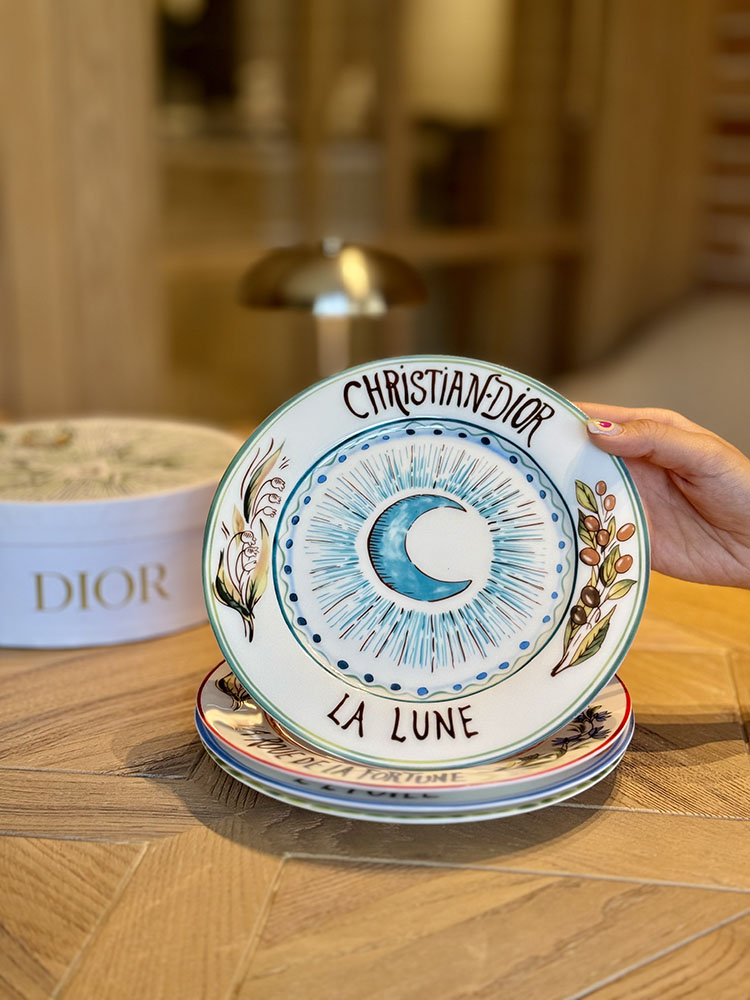 خرید ست 4 عددی بشقاب های طرحدار های کوالیتی برند DIOR